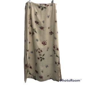 Kathy Ireland Women's Straight Sheath Lined Floral Skirt Size Medium